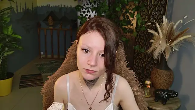 VeliraBraitberg online show from July 15, 6:07 am