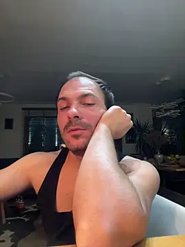 Adventurehotman online show from December 19, 12:34 am