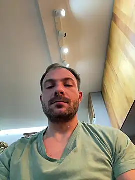 Adventurehotman online show from February 17, 11:31 pm