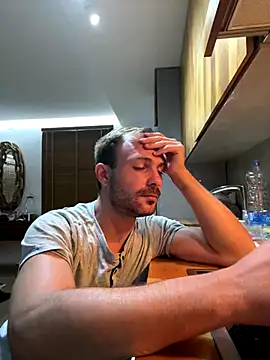 Adventurehotman online show from September 22, 9:39 pm