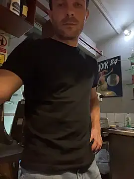 Snapshot of Adventurehotman chatting on June 15, 7:49 pm Adventurehotman online show from June 15, 7:49 pm
