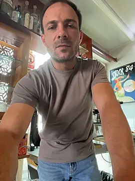 Snapshot of Adventurehotman chatting on June 16, 1:14 pm Adventurehotman online show from June 16, 1:14 pm
