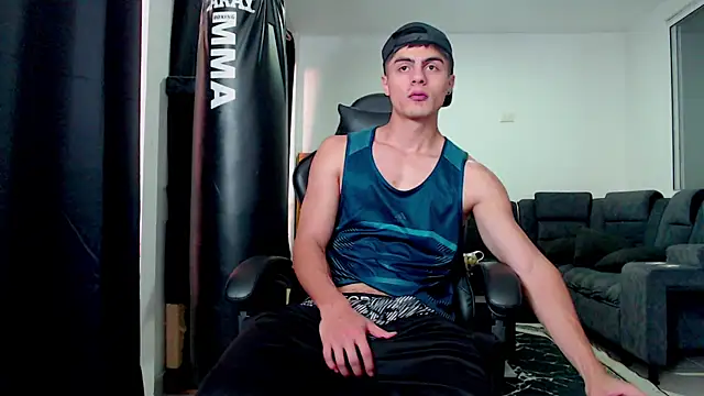 Snapshot of Stiven_CL chatting on December 2, 9:54 pm Stiven CL online show from December 2, 9:54 pm