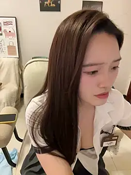 Snapshot of rose-u chatting on January 18, 6:56 am rose-u online show from January 18, 6:56 am