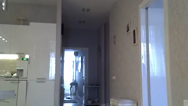 ZarinaSwift online show from February 18, 4:41 am