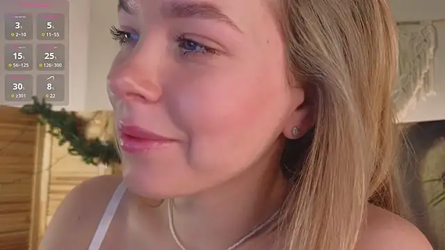 Snapshot of milly_shy chatting on February 7, 6:45 am milly shy online show from February 7, 6:45 am