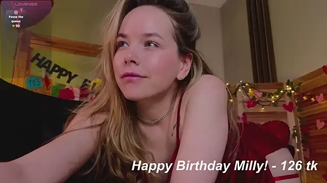 Snapshot of milly_shy chatting on February 21, 8:07 am milly shy online show from February 21, 8:07 am