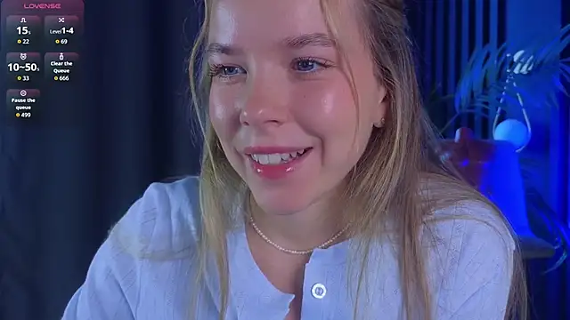 Snapshot of milly_shy chatting on September 29, 6:51 am milly shy online show from September 29, 6:51 am