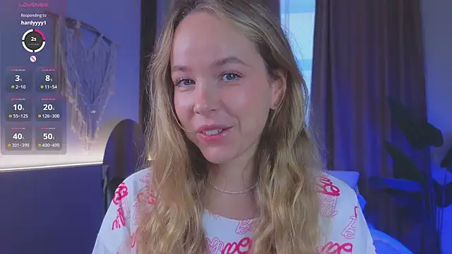 Snapshot of milly_shy chatting on September 30, 7:02 am milly shy online show from September 30, 7:02 am