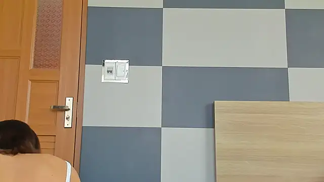 Kiera Thomas online show from February 20, 6:26 am