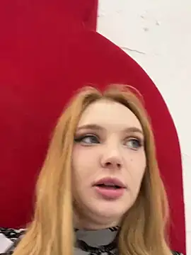 Snapshot of AmmyHot chatting on February 24, 3:33 am AmmyHot online show from February 24, 3:33 am