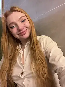 Snapshot of AmmyHot chatting on March 3, 7:10 am AmmyHot online show from March 3, 7:10 am