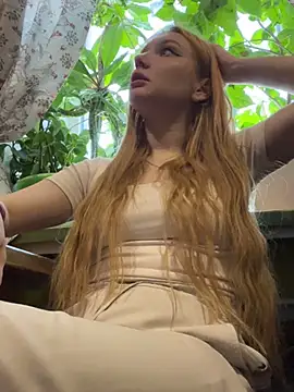 Snapshot of AmmyHot chatting on March 9, 7:01 am AmmyHot online show from March 9, 7:01 am