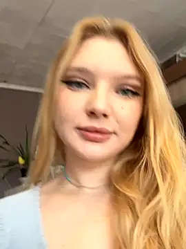 Snapshot of AmmyHot chatting on October 25, 4:20 am AmmyHot online show from October 25, 4:20 am