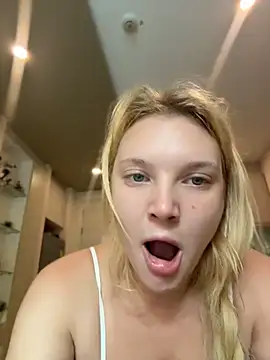 AmmyHot online show from June 8, 4:02 am