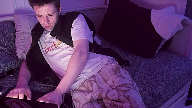 CupidZass online show from January 10, 7:32 am