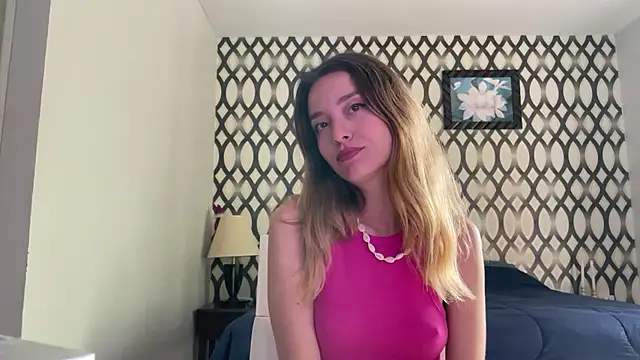 Snapshot of SirenaBelle chatting on January 18, 2:14 am SirenaBelle online show from January 18, 2:14 am