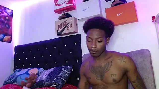 king  Black online show from February 5, 8:04 pm