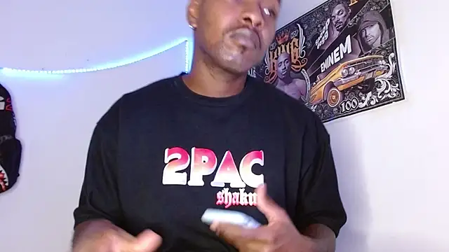 king  Black online show from February 1, 8:18 pm