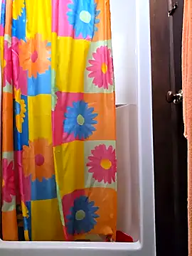 Snapshot of Pussy69Kat chatting on October 24, 8:44 am Pussy69Kat online show from October 24, 8:44 am