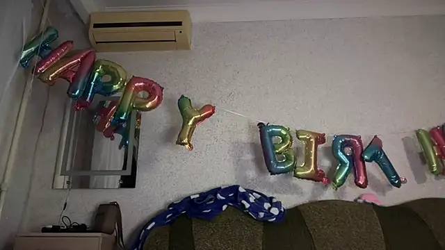 Snapshot of daddyandmyprincess chatting on October 23, 6:17 pm daddyandmyprincess online show from October 23, 6:17 pm