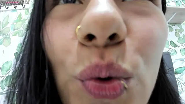 Snapshot of atilanadiaz7 chatting on October 6, 3:53 pm atilanadiaz7 online show from October 6, 3:53 pm