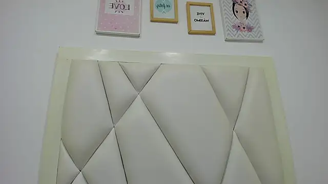 atilanadiaz7 online show from February 2, 4:38 pm