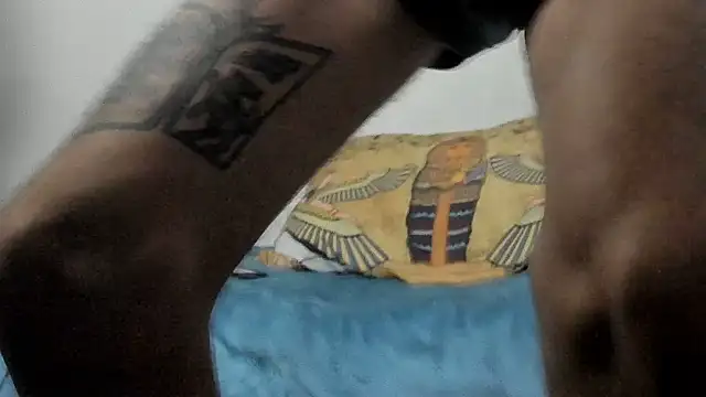 Aaron BigDickxxx online show from October 9, 9:07 am