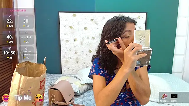 Snapshot of InkedSabrina chatting on February 8, 9:24 am InkedSabrina online show from February 8, 9:24 am