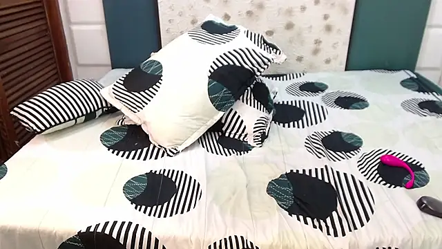 Snapshot of InkedSabrina chatting on February 26, 8:04 am InkedSabrina online show from February 26, 8:04 am