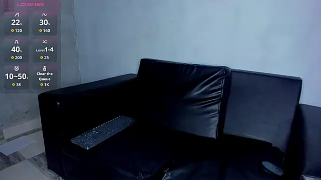 Snapshot of InkedSabrina chatting on November 7, 10:21 pm InkedSabrina online show from November 7, 10:21 pm