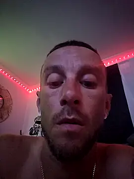 Snapshot of Twin2222 chatting on October 8, 1:03 am Twin2222 online show from October 8, 1:03 am