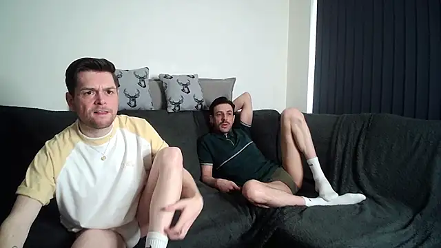 twotwinkhusbandss online show from April 4, 5:21 pm