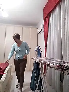 Snapshot of passione503 chatting on March 7, 4:44 pm passione503 online show from March 7, 4:44 pm