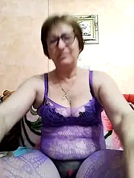 Snapshot of passione503 chatting on March 10, 6:12 pm passione503 online show from March 10, 6:12 pm