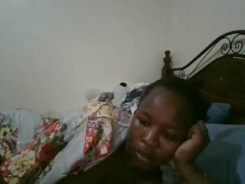 Sonnia  online show from February 10, 8:00 pm