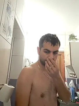 hornny1995 online show from December 30, 5:02 pm