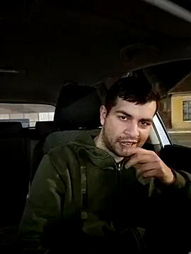 hornny1995 online show from February 7, 10:52 pm