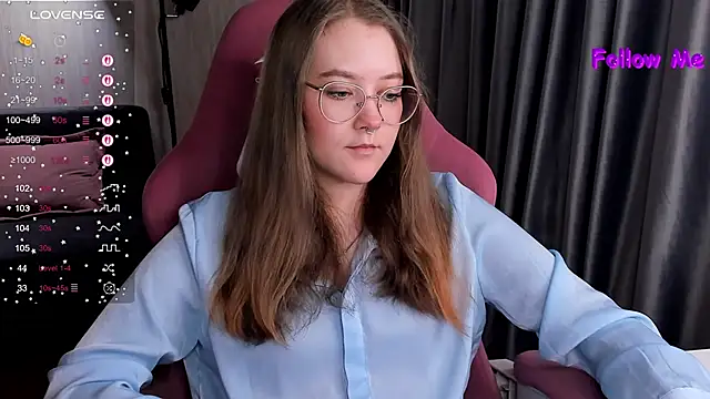 bunny bubble online show from December 21, 11:45 pm