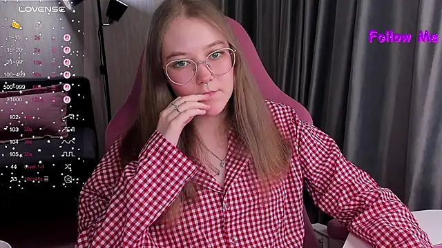 bunny bubble online show from February 11, 11:32 pm