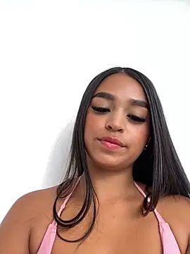 Juli Walker online show from December 14, 2:21 pm