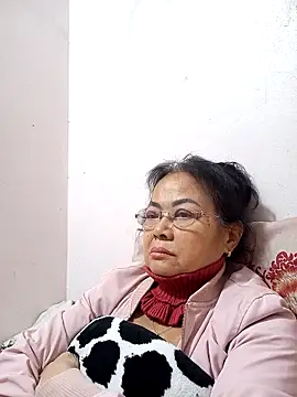 Hotestlove online show from February 4, 1:44 am