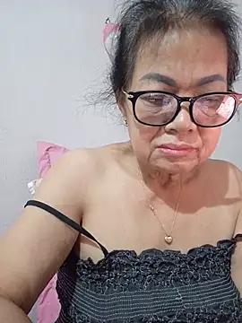 Hotestlove online show from June 21, 2:19 pm