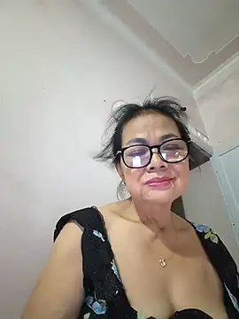 Hotestlove online show from July 3, 12:00 pm