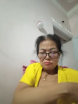 Hotestlove online show from July 31, 8:14 am