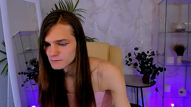 Will Will  online show from February 6, 6:18 am