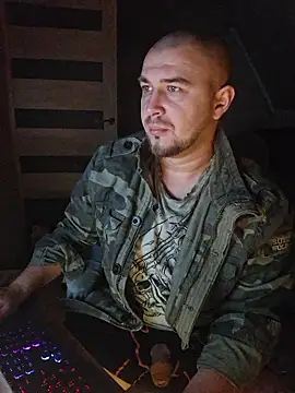 Foxyshaved online show from January 18, 5:11 am