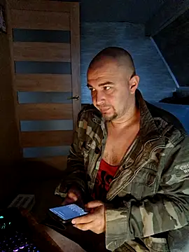 Foxyshaved online show from May 16, 5:15 am