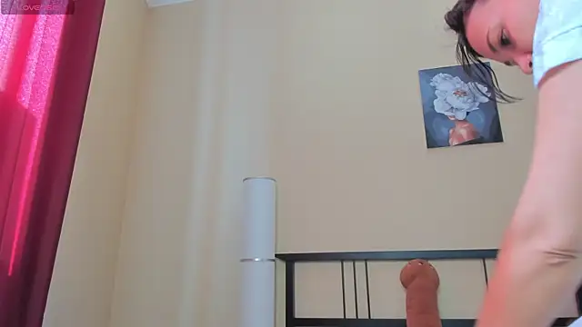 Snapshot of yourastral chatting on March 16, 6:53 am yourastral online show from March 16, 6:53 am