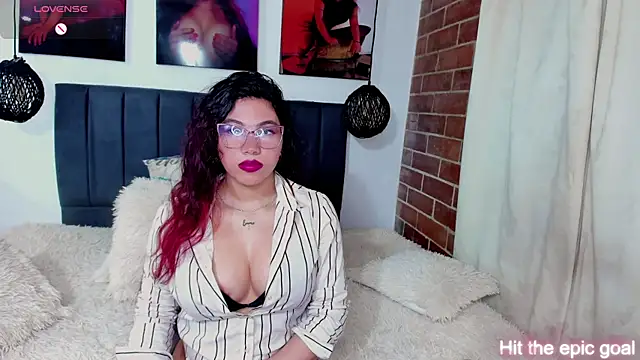 Snapshot of kyliejenner_hot chatting on June 19, 4:28 am kyliejenner hot online show from June 19, 4:28 am
